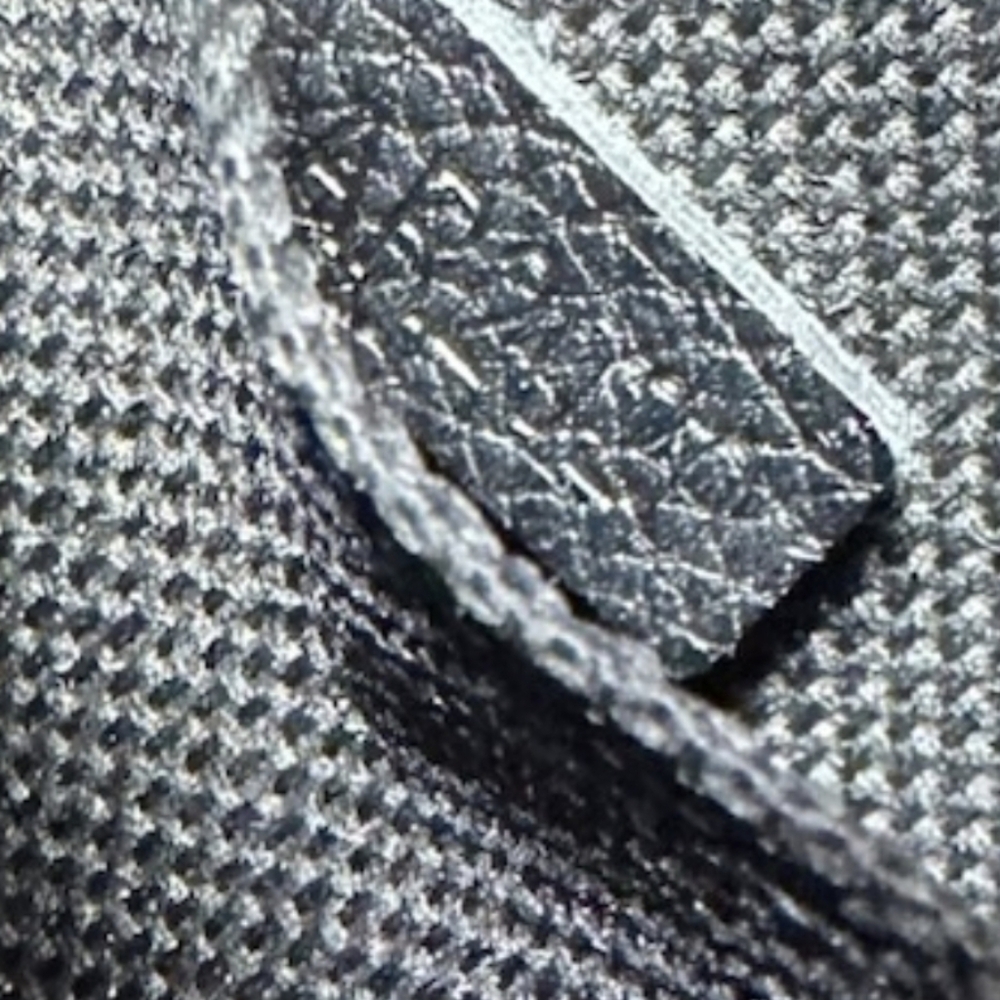 Louis Vuitton Black Crossbody Bag with Gold Chain - Picture 6 of 6